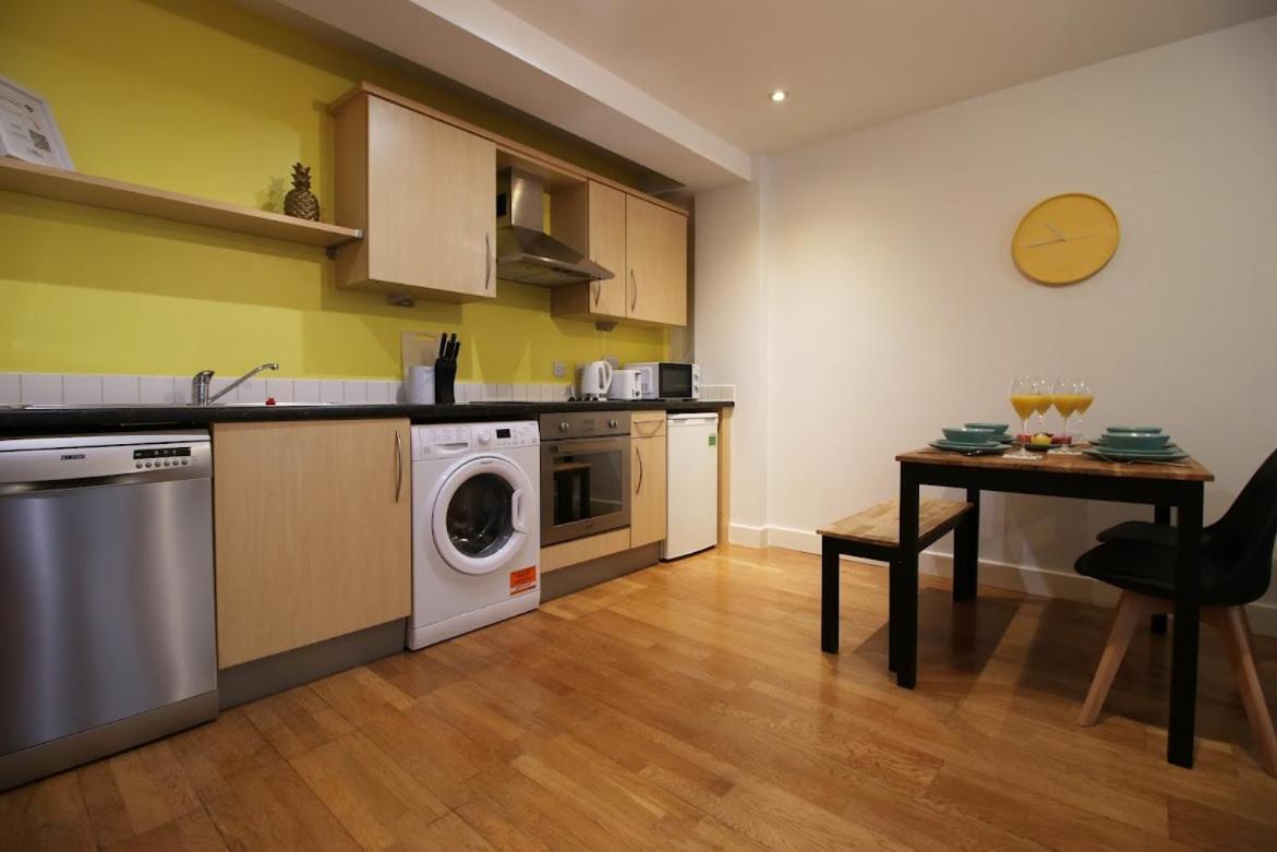 Hamilton Court 1Bedroom Apartment, Bright And Central Location With Balcony And Wi-Fi Bristol Zewnętrze zdjęcie